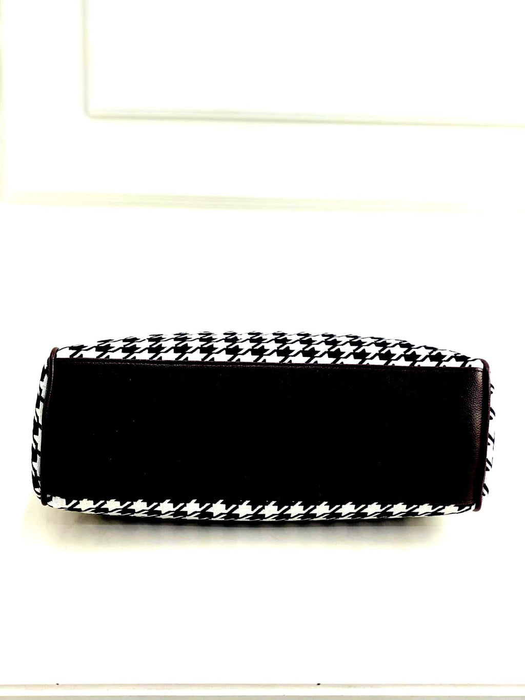 Black and White Check Spacious Classic Office bag with laptop partition