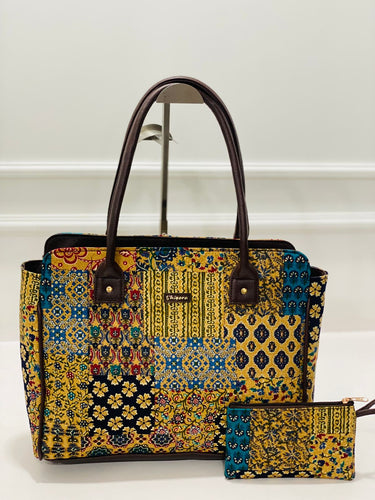 Tropical Bloom  Spacious Classic Office bag with laptop partition