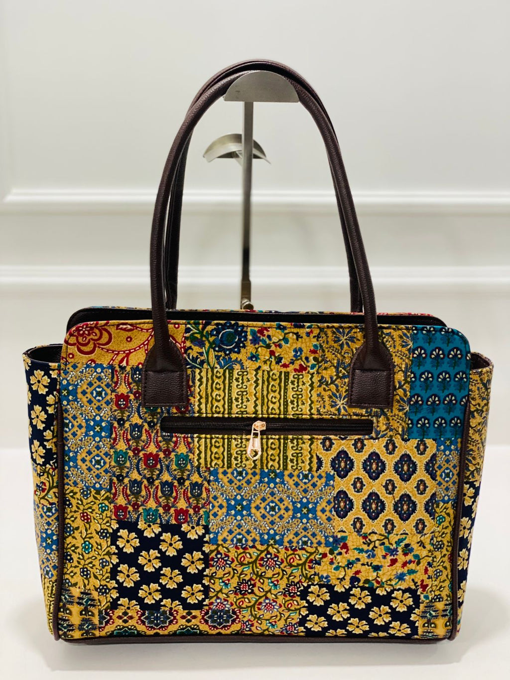 Tropical Bloom  Spacious Classic Office bag with laptop partition