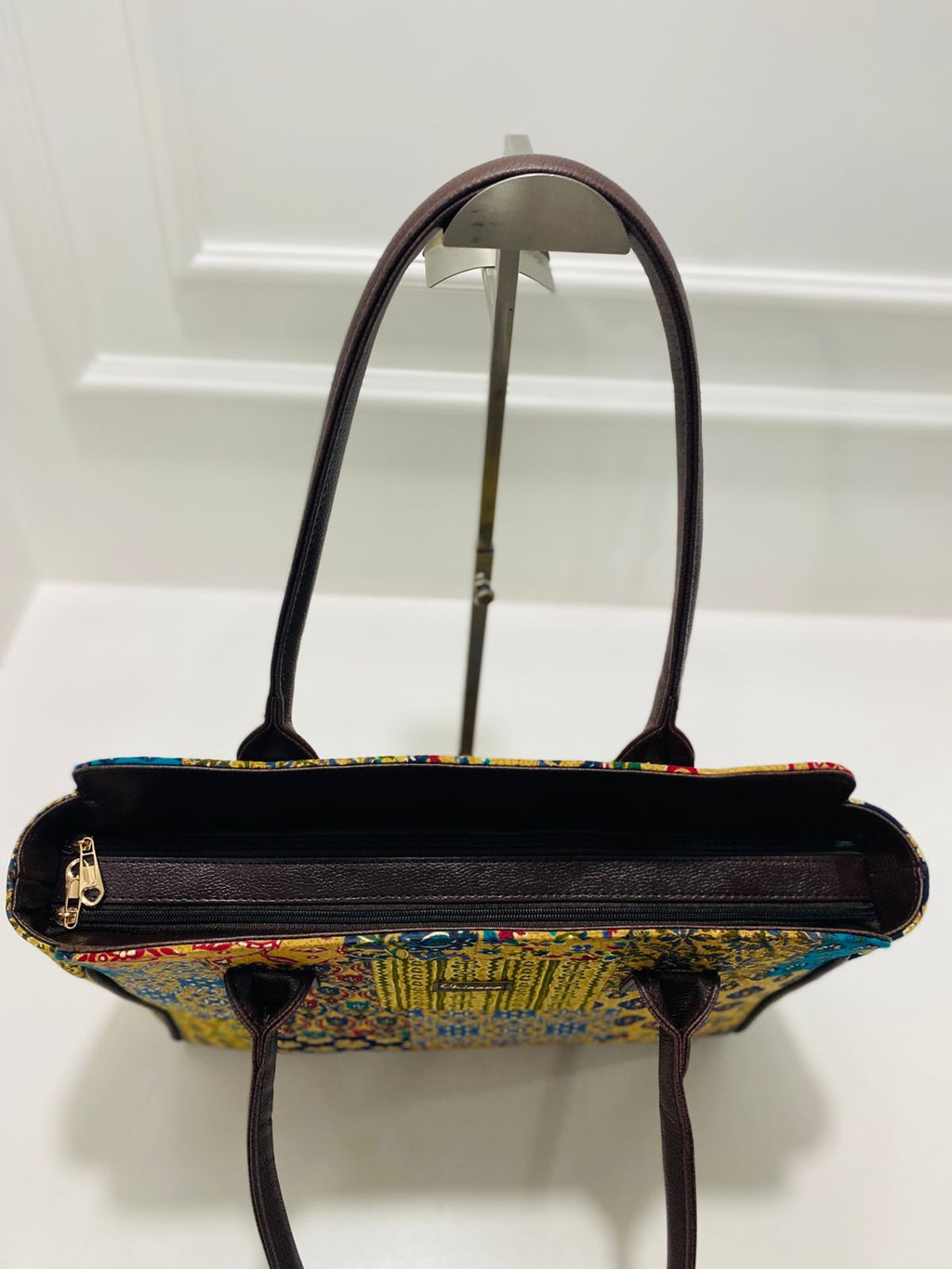 Tropical Bloom  Spacious Classic Office bag with laptop partition