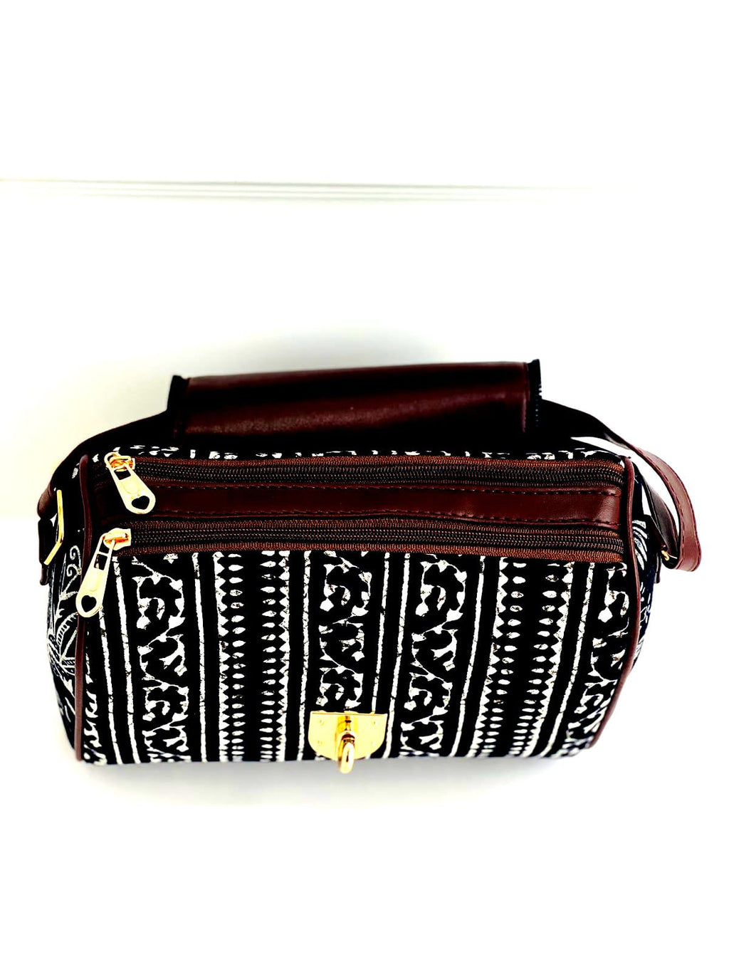 Black & White Floral Handbag – Ethnic Pattern Sling Bag with Gold Lock