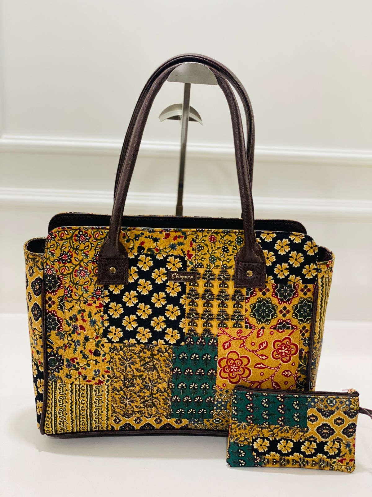 Meadow Green Spacious Classic Office bag with laptop partition