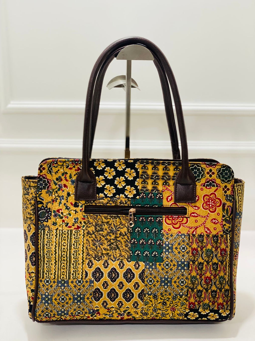 Meadow Green Spacious Classic Office bag with laptop partition