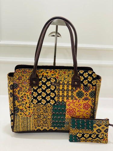 Meadow Green Spacious Classic Office bag with laptop partition