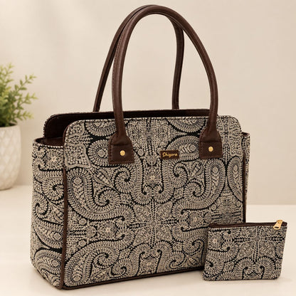Black Mandla Spacious Laptop Bag by Shigora — product photo 1